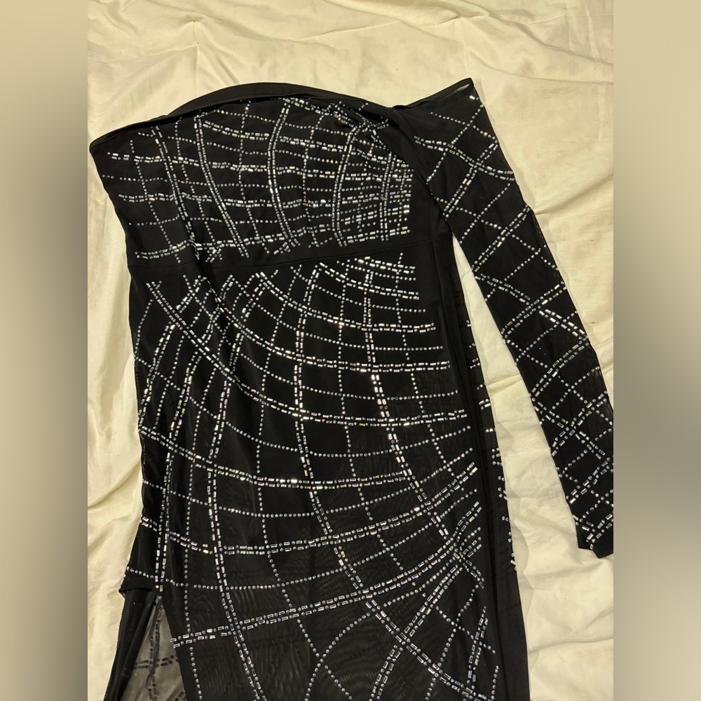 DIMOND SPLIT DRESS